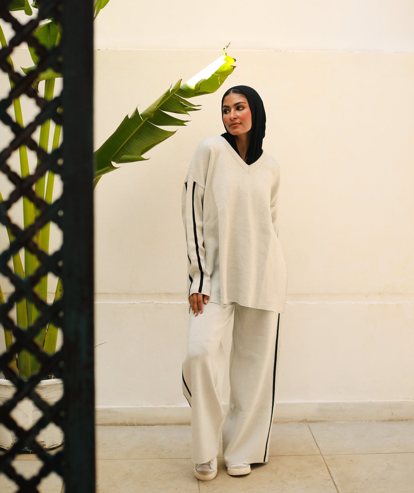 Line Knitwear Set White